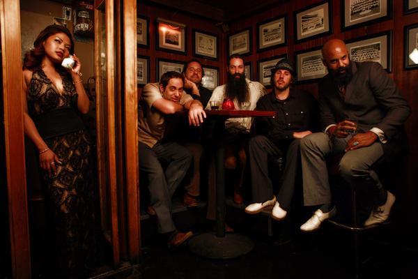 Dengue Fever/ Press