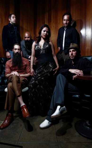 Dengue Fever/ Press