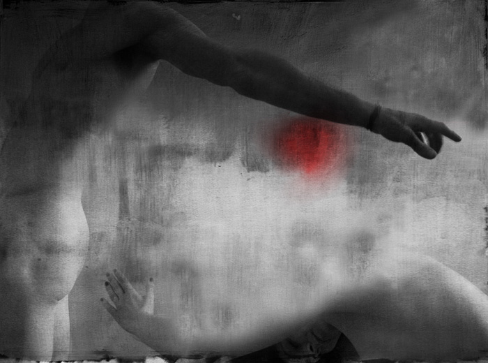 Title: Moon Pulls, Artist: Daria Rutecka & Ed Price, Medium: Photography, PRICE €250
