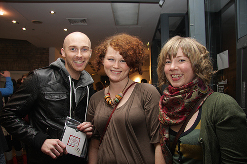Emma (Oh Francis!) (centre)