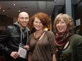 Emma (Oh Francis!) (centre)