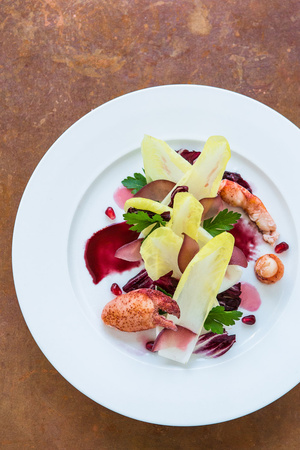 IMAGE: http://cache.krop.com/jeffrobertsimaging-50c2f991127db6b.jpg