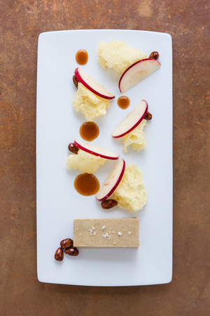 IMAGE: http://cache.krop.com/jeffrobertsimaging-50c2f993127db72.jpg