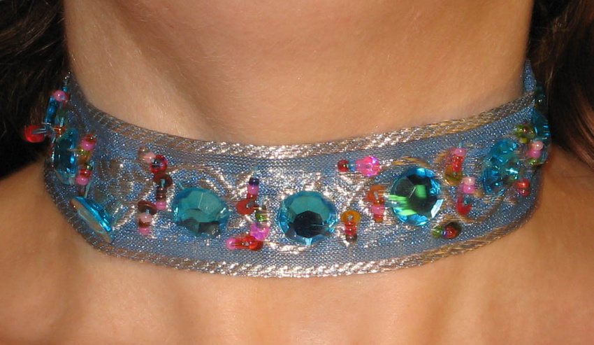 Ribbon Choker