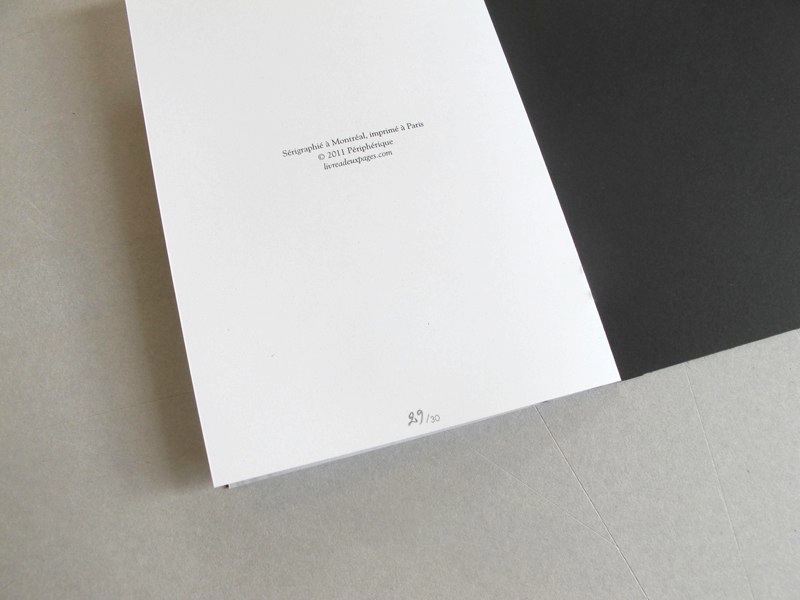 Livre à deux pages - Editions Périphérique (2011)