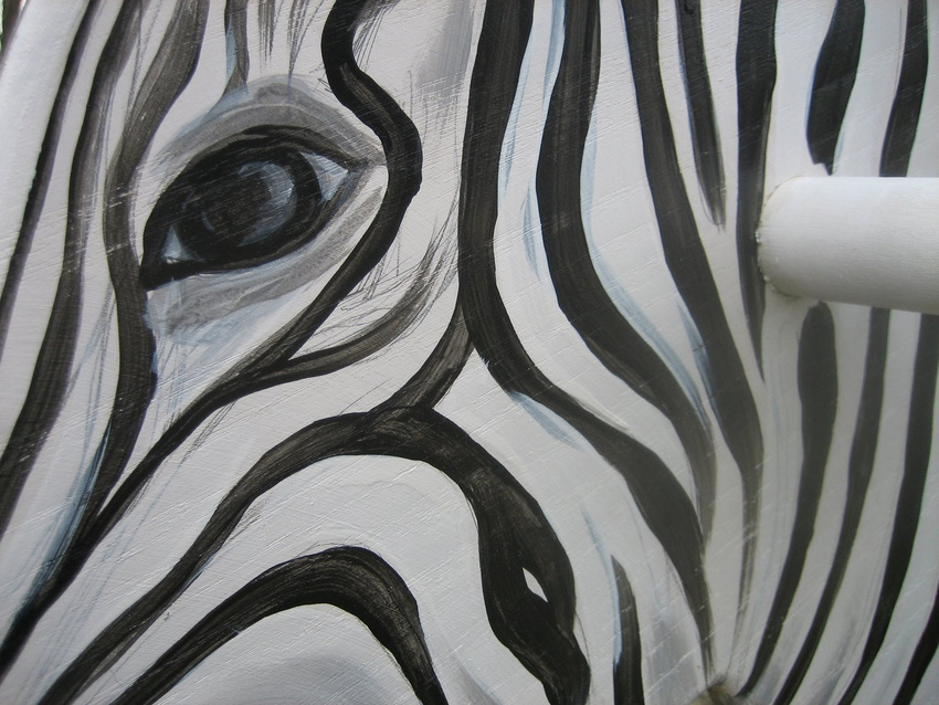 Artistic Zeebra Teeter Todder