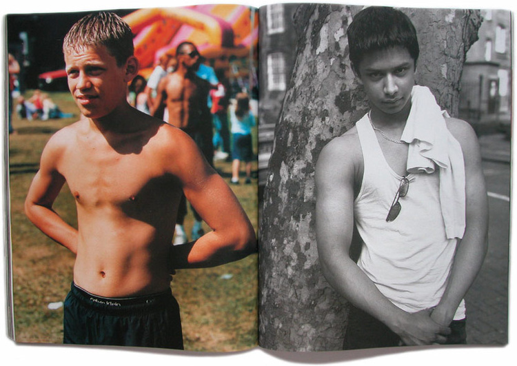i-D ANNIVERSARY ISSUE 2005 Art Director 1983-1993 Consultant Art Director 2005-2008 Guest Editors Stephen Male & Simon Foxton Photographer Alasdair McLellan
