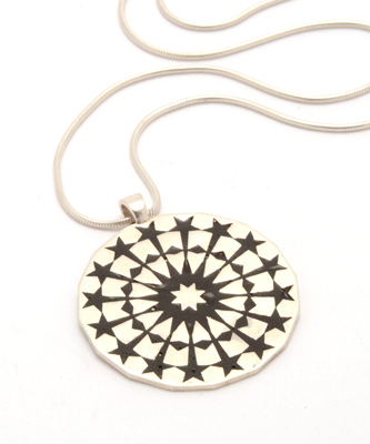 Olokiki Sterling Silver in Black Enamel