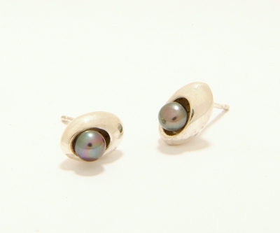 Half Egg studs made with sterling silver and fresh water pearls