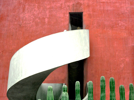 Rivera Y Kahlo Work Studios