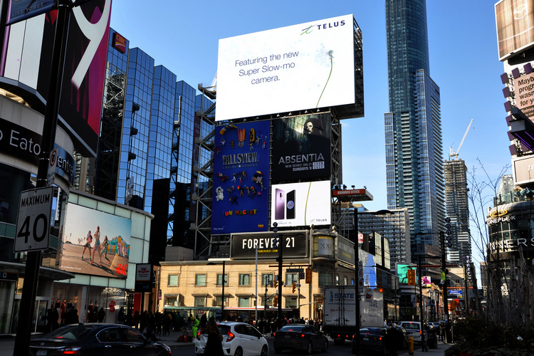 Digital OOH