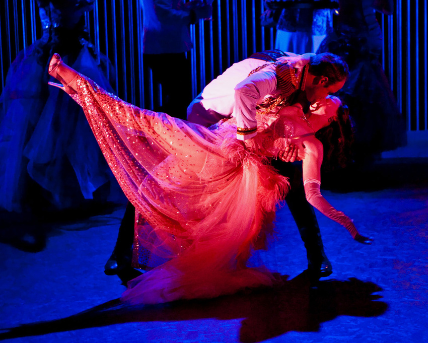 American Repertory Theater director: Carmel O'Reilly sets + costumes: David Reynoso lighting: Justin Townsend photo: M. Lutch