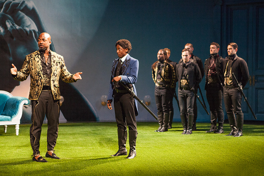 direction: Rebecca Taichman | scenic design: Riccardo Hernandez | lighting design: Chris Akerlind | photo: Jim Cox