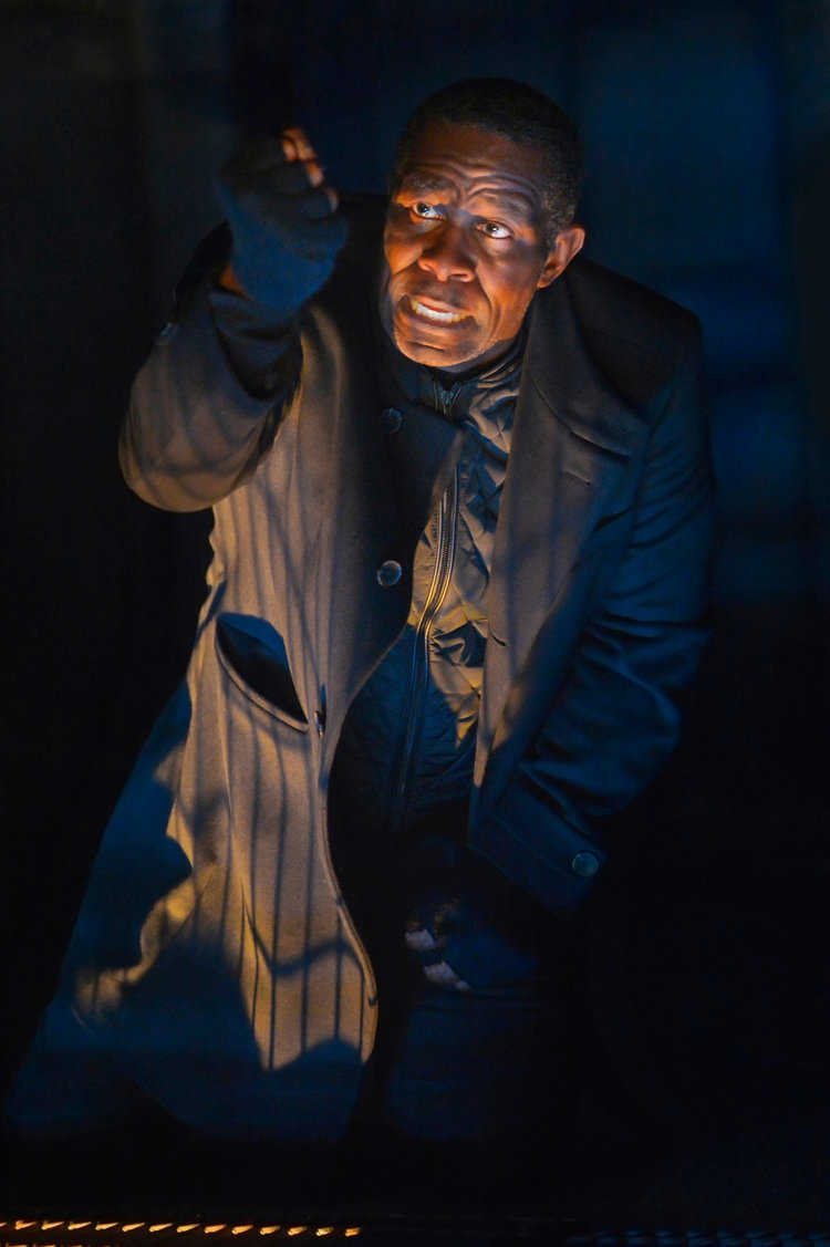 photo: Kevin Berne | direction: Carey Perloff | lighting: James F. Ingalls