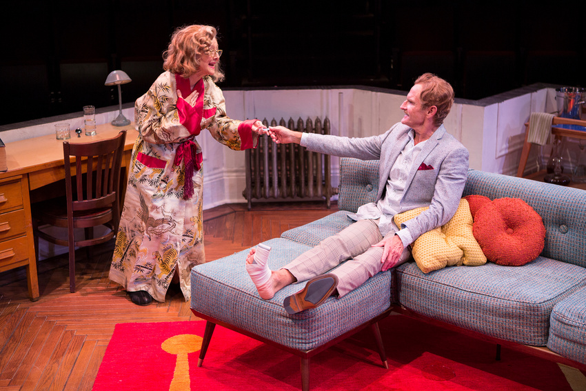 Kerry BishƩ, Jere Burns | direction: Jessica Stone | scenery: Tobin Ost | lighting: Amanda Zieve | photo: Jim Cox