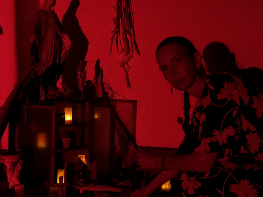photo by: Kelly Bartnik | co-director: Careena Melia | movement director: Kelly Bartnik | lighting design: Emily Schmit