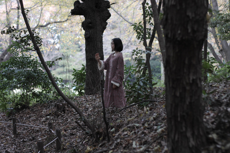 Still, digital film, 4:12 min loop, dimensions variable