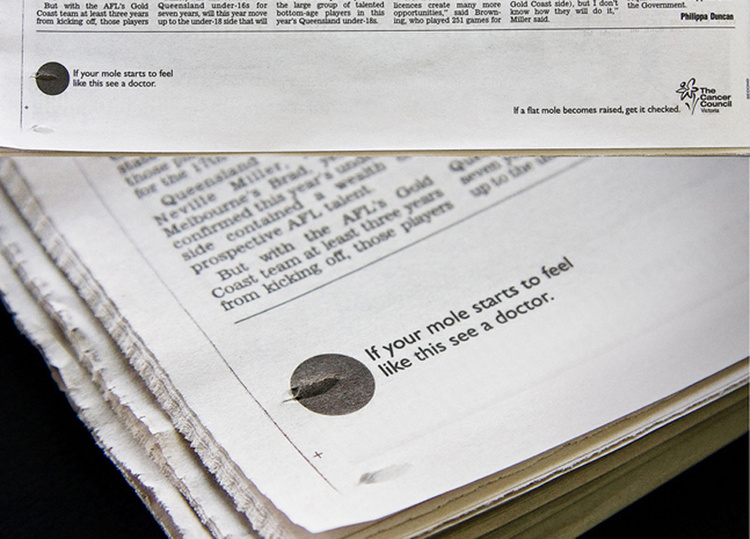 Press campaign using the paper itself in the idea